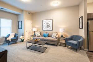 Spacious Private Living Room at Meadowview of Johnston IA